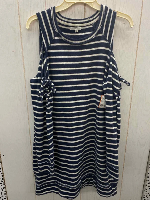 Maurices Navy Womens Size L Shirt Houndstooth Herringbone Solid