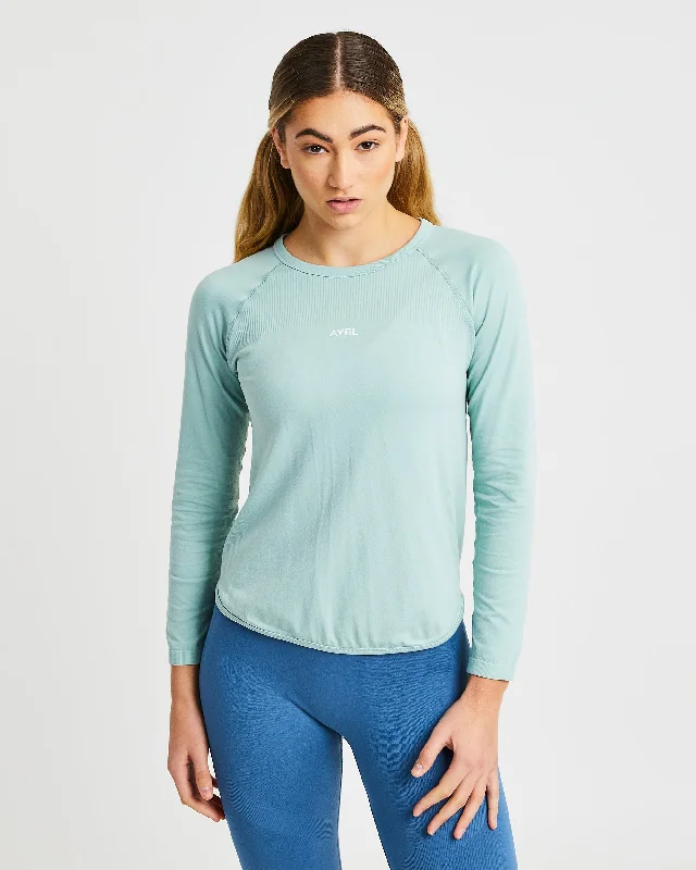 Reform Seamless Long Sleeve T Shirt - Sage Green Welt Pockets Slit Pockets Flap Pockets