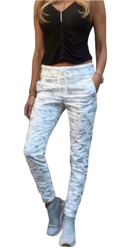 Shely Jogger Pants In White Camo Comfortable Pleated Pants