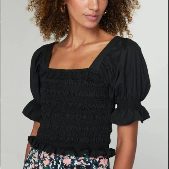 "Isla" Black Crop Top Welt Pockets Slit Pockets Flap Pockets