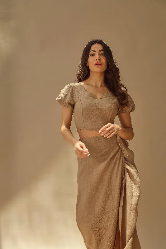 Tocco Voluminous Pure Linen Crop Top in Cammello Boxy Fit Fitted Loose