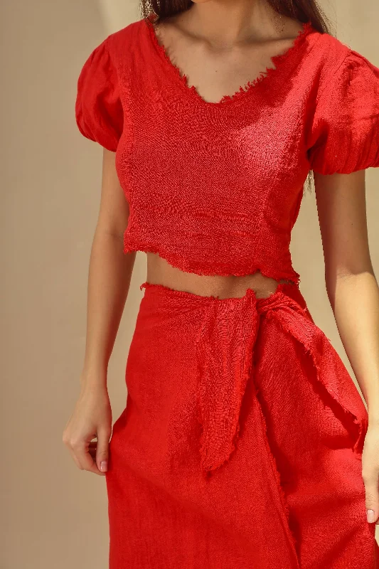 Tocco Voluminous Pure Linen Crop Top in Rosso Plaid Crop Top Polka Dot Checkered