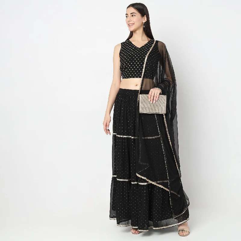 Flare Fit Embellished Ethnic Crop Top Skirt Set with Dupatta Front Pockets Side Pockets Patch Pockets