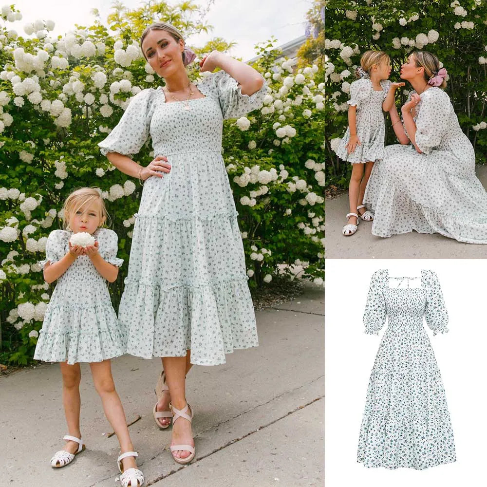 Family Matching Dress Square Neck Collar Bell Sleeve Floral Party Dress for Mother Daughter Tunics Plaid country Family Matching Dress Square Neck Collar Bell Sleeve Floral Party Dress for Mother Daughter Tunics Plaid country