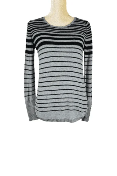 Gap women's gray and black sweater size S High Neck Crew Neck V-Neck