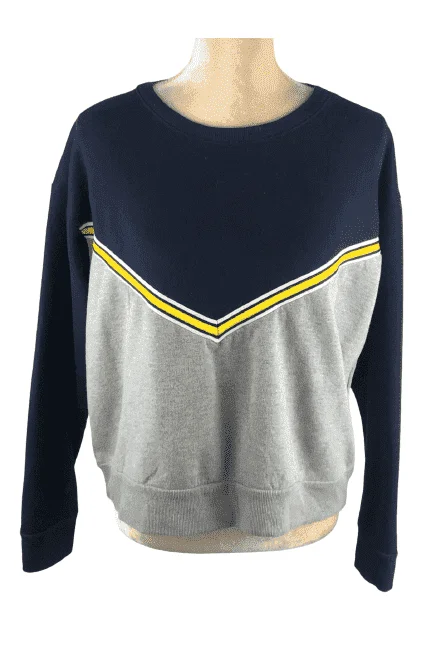 Forever 21 women's blue and gray sweater size L Chenille Fabric Brocade Fabric Lace Fabric Forever 21 women's blue and gray sweater size L Chenille Fabric Brocade Fabric Lace Fabric
