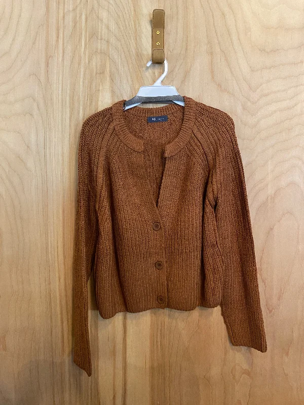 V-neck Button Front Sweater Striped Floral Plaid