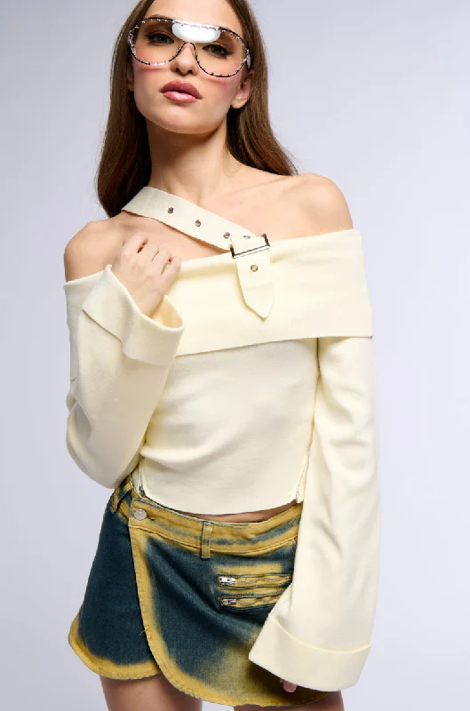 BOUJEE GIRL OFF THE SHOULDER ZIPPER SWEATER TOP