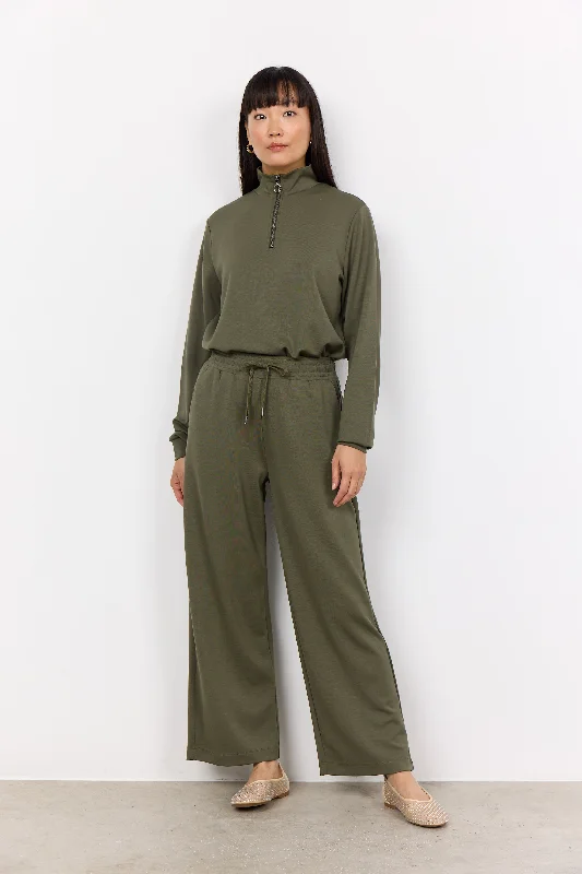 Banu 33 Pants in Olive