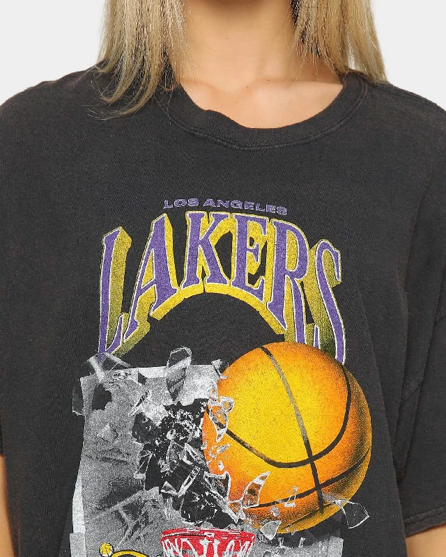 Mitchell & Ness Men's Los Angeles Lakers Vintage Champs Rings Short Sleeve T-Shirt Black